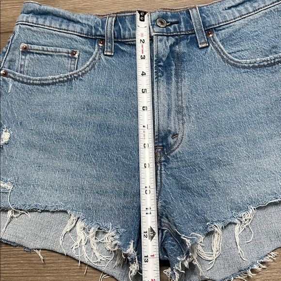 Abercrombie & Fitch The Mom High Rise Curve Love Blue Stretch Jean Shorts 30 - Picture 7 of 8